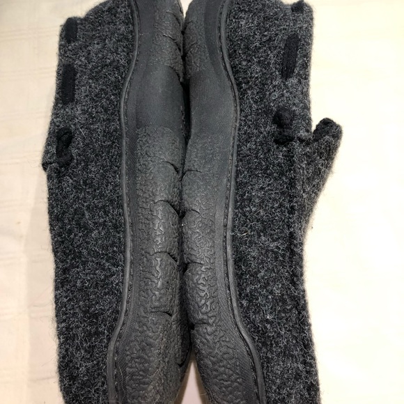Men’s Wool Slippers, Shoes, Rugged Sole. Size 7-8 - Picture 2 of 4